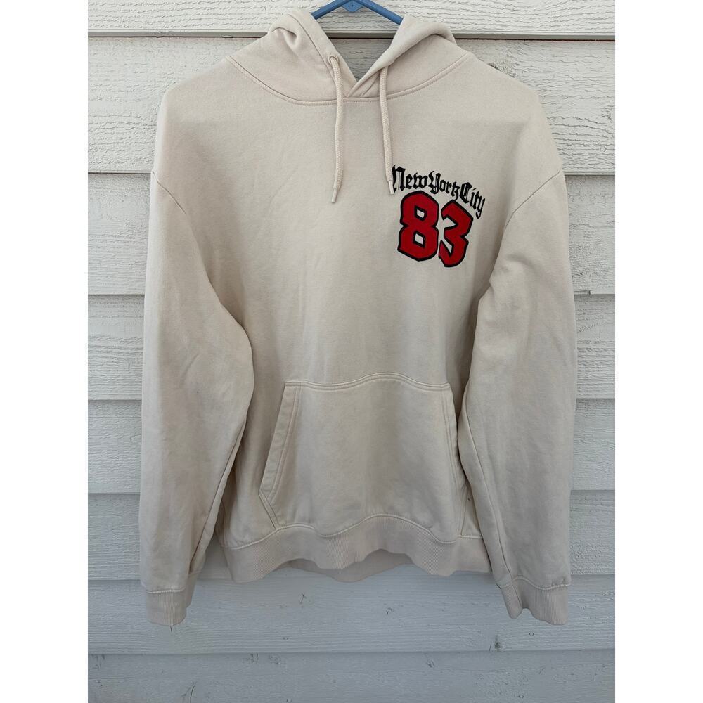 H&M New York City 83 Hoodie | Cream Graphic Sweatshirt | Size M - Picture 3 of 7